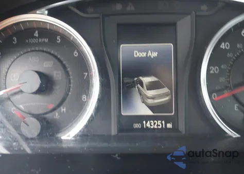 2015 Toyota Camry Le/Se/Xle/Xse z USA, uszkodzony, nr VIN 4T1BF1FK0FU091063